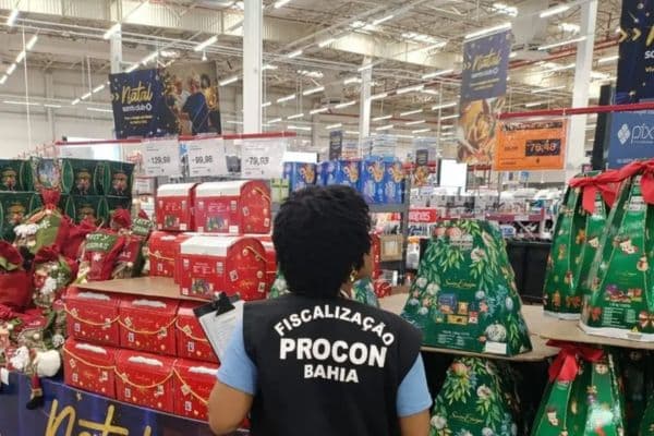 Imagem de OPERAÇÃO NATAL 2025: Procon-BA realiza ação e fiscaliza acessibilidade no comércio